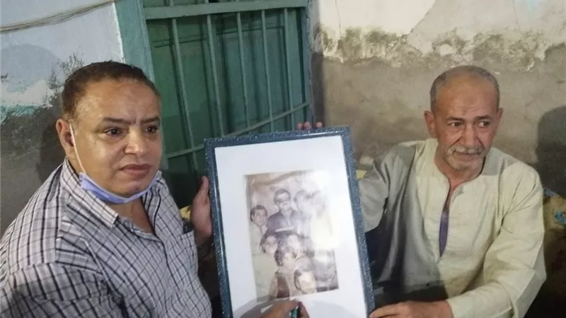 الحزن يخيم على قرية عرب الاطاولة لوفاة ابنها الفنان سمير غانم .. صور