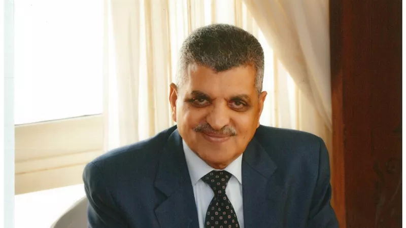 الفريق أسامة ربيع: قناة السويس عازمة على استمرار تطوير المجرى الملاحي