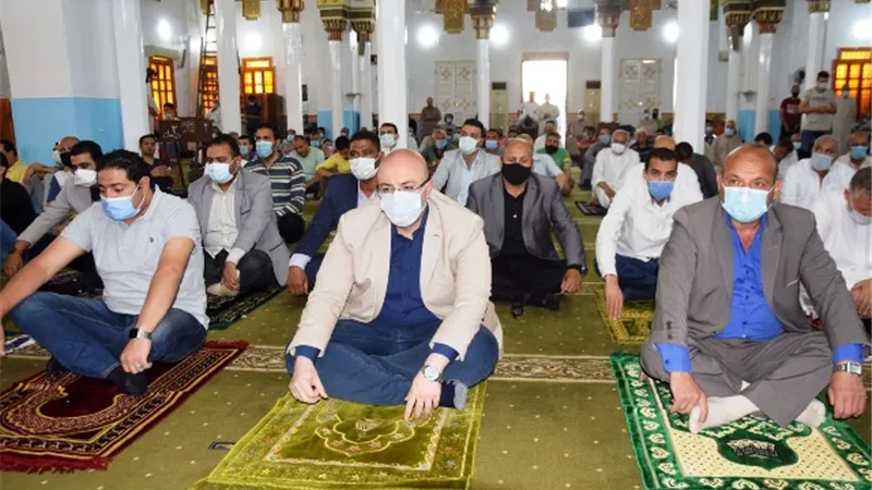 كف الأذى عن الناس فى خطبة الجمعه فى بنى سويف.. بالصور