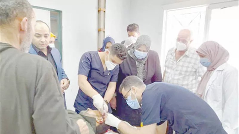 إصابة 11 في انقلاب ميكروباص .. ومحافظ كفرالشيخ يتابع حالتهم
