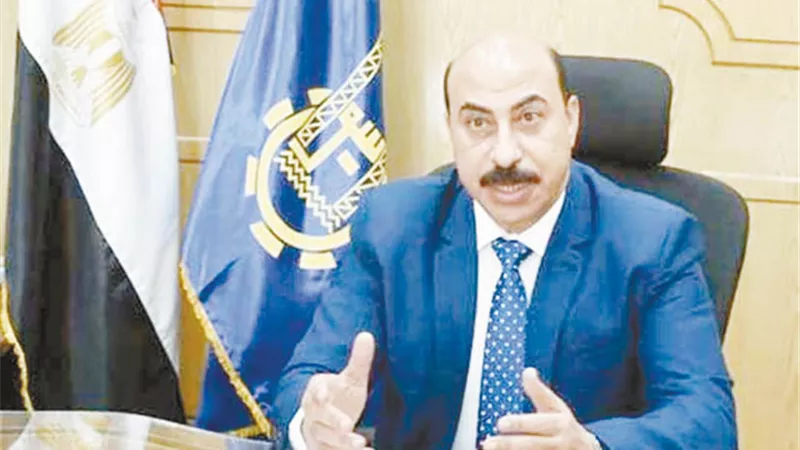 اجتماع طارئ مع المحافظ في أسوان