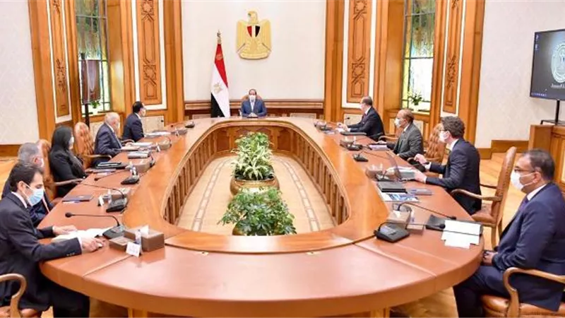 السيسى يشدد على اهمية توطين الصناعة ونقل التكنولوجيا الى مصر