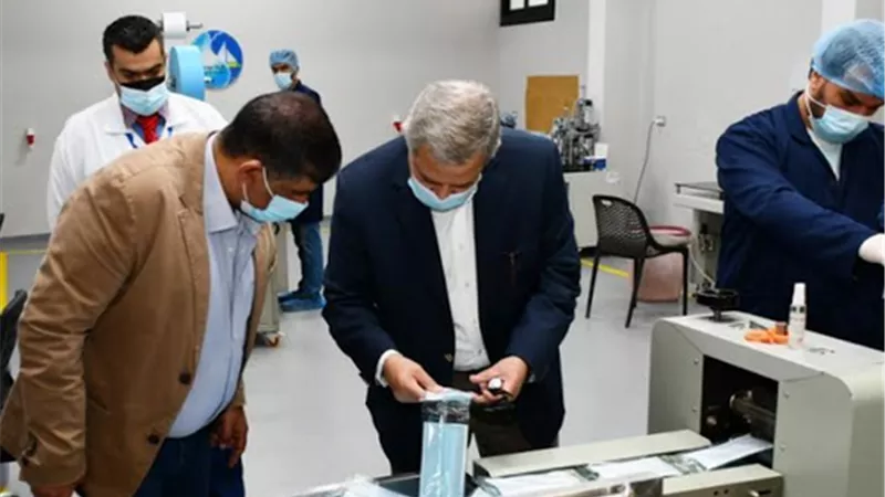 رئيس القابضة لمياه الشرب يتفقد مصنع إنتاج الكمامات ومشتل لشركة دمياط