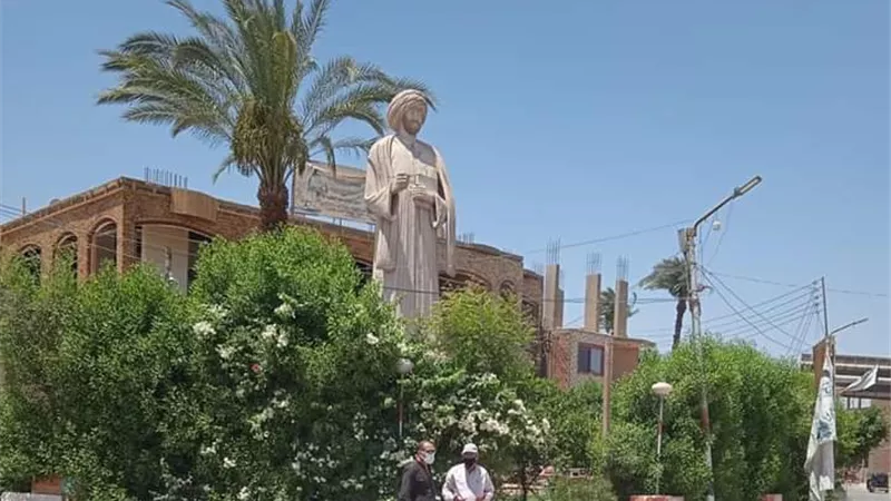 التنسيق مع المرور واستكمال تطوير مدخل طهطا البحرى بسوهاج..صور