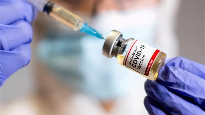 متى يمكنك أخذ الجرعة الثانية من لقاح فيروس كورونا .. الصحة تجيب