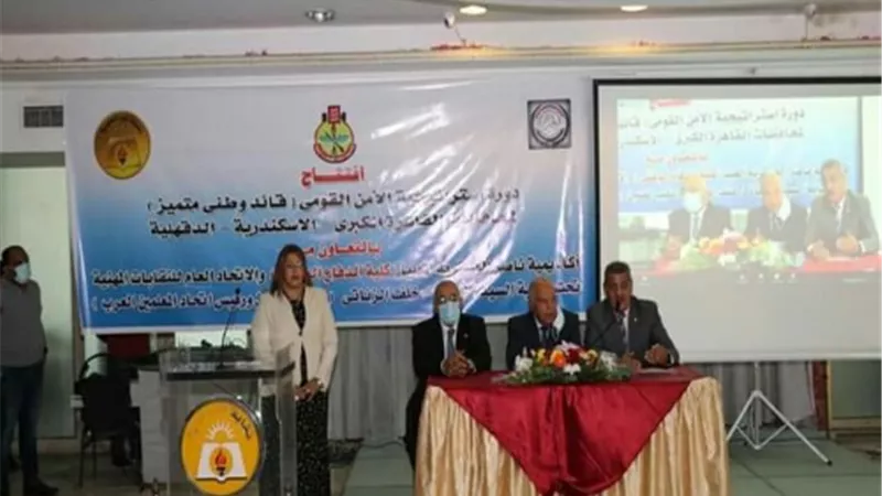 نقيب المعلمين يفتتح دورة إستراتيجيات الأمن القومي فى 3 محافظات