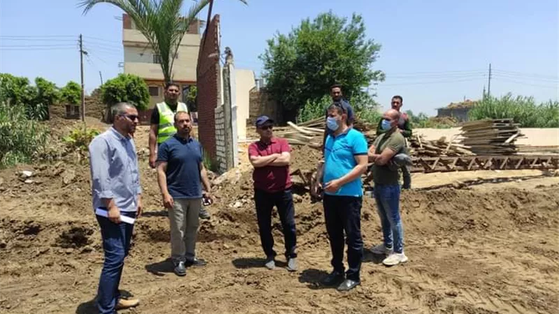 رئيس مدينة أشمون: بدء أعمال الحفر لإنشاء المجمعات الحكومية بقورص