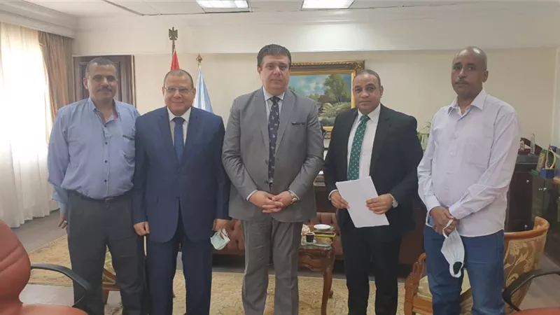 حسين زين يلتقى برؤساء النقابات العمالية بالوطنية للإعلام لبحث عدد من الموضوعات وحل المشكلات