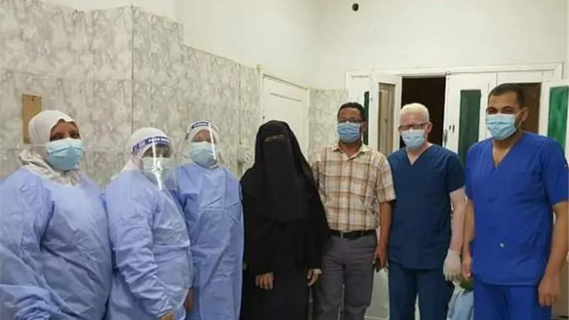 متعافية من كورونا: ١٨ يوم عزل وسط اخواتى الأطباء والتمريض بالوادى الجديد..صور