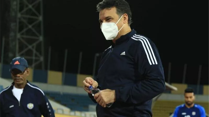 بعد الفوز على المقاصة ..ايهاب جلال يشيد بالثلاثي الأجنبي المحترف في الإسماعيلي