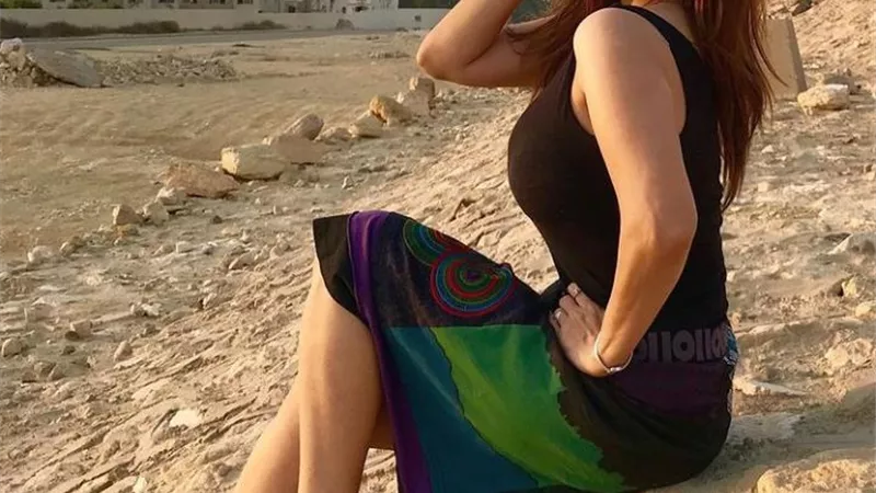 بإبتسامة رقيقة .. غادة طلعت تشارك متابعيها أحدث إطلالتها