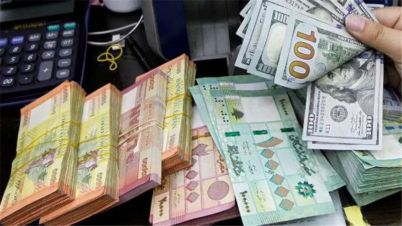 الدولار يصل إلى 13 ألف ليرة فى لبنان بالسوق السوداء