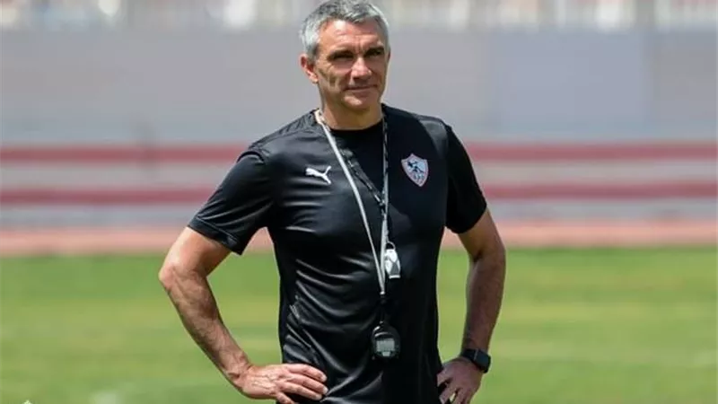 نجم الزمالك السابق يوجه رسالة نارية لـ كارتيرون