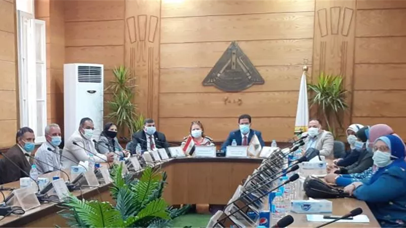 الجيزاوى: رفع حالة الطوارئ وتطبيق الاجراءات الاحترازية بكليات جامعة بنها