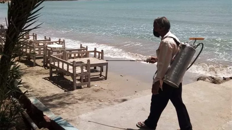 تطهير وتعقيم المقاصد السياحية والمناطق الأثرية بالقصير