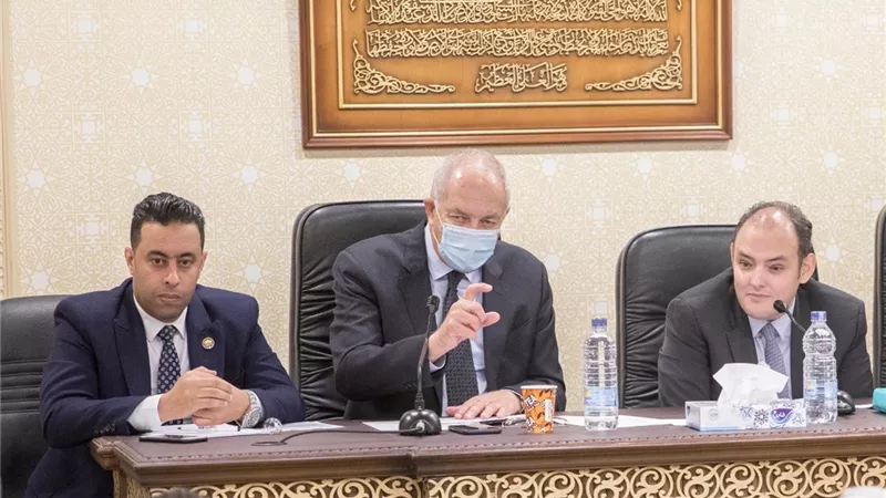 الموافقة على الموازنة العامة للهيئة الاقتصادية لقناة السويس للعام المالي الجديد بقيمة 15,1 مليار جنيه