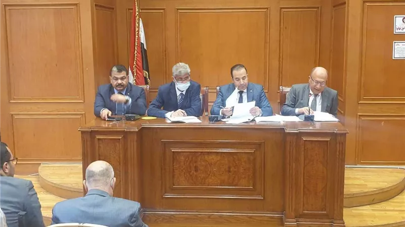 اتصالات النواب توافق علي موازنة 