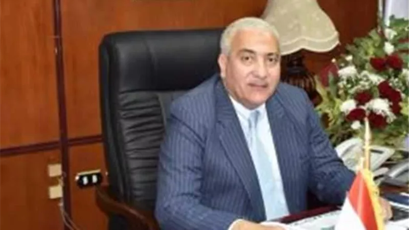 رئيس جامعة مدينة السادات يشارك في الحصاد الاول لمزرعة الجامعة