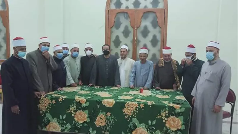 وكيل وزارة الاوقاف بمطروح يلتقي ائمة ادارة الحمام