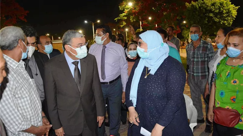 محافظ المنيا : اقبال المواطنين على تلقى لقاح كورونا بوحدة الكورنيش المتنقلة