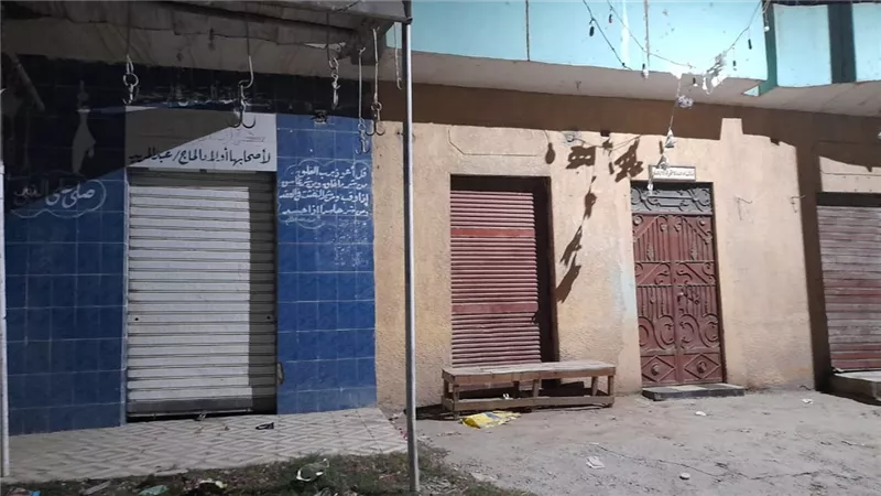 إلتزام المحلات بقرار الإغلاق بالطود جنوب الأقصر