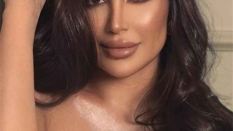 شاهد .. سارة نخلة تبهر متابعيها بإطلالة رقيقة