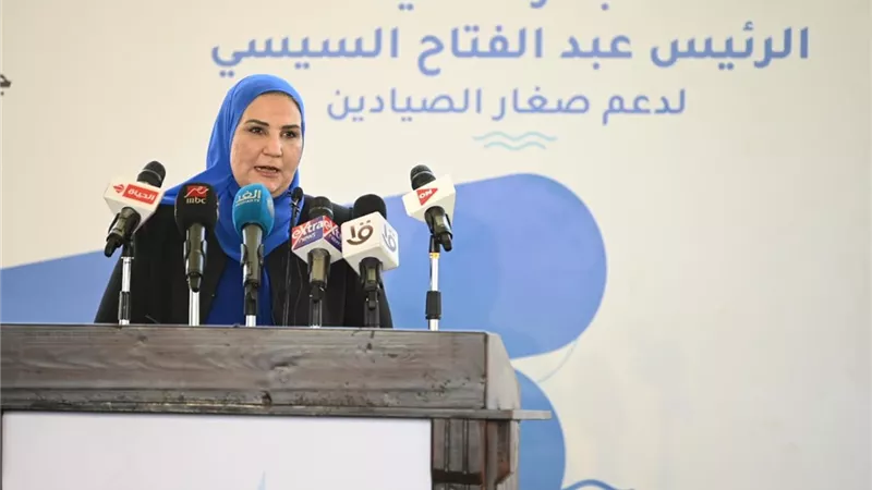 القباج: تسليم ٩٠٠ صائدة مستلزمات الصيد.. الأسبوع الأول من يونيو