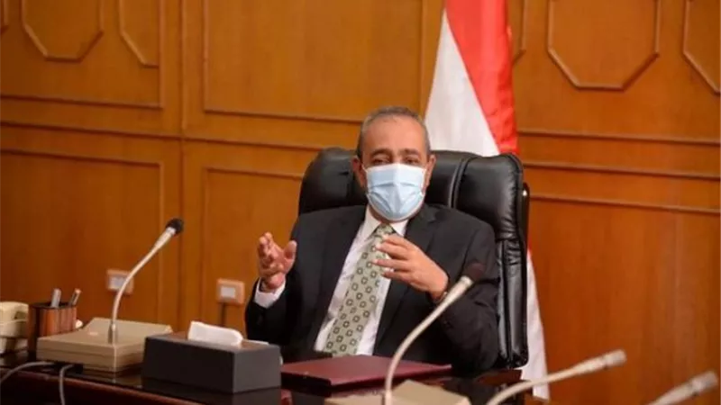 محافظ الإسماعيلية يشهد توقيع بروتوكول ترفيق أرض فيديو..صور