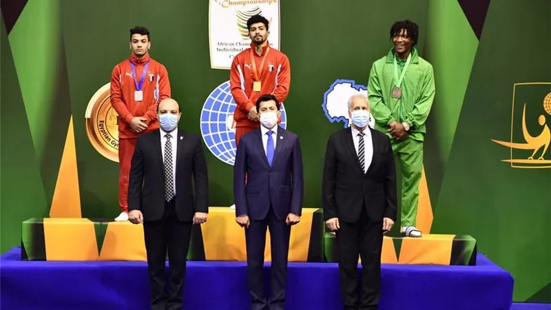 عمر العربى لاعب منتخب الجمباز يتأهل لأولمبياد طوكيو