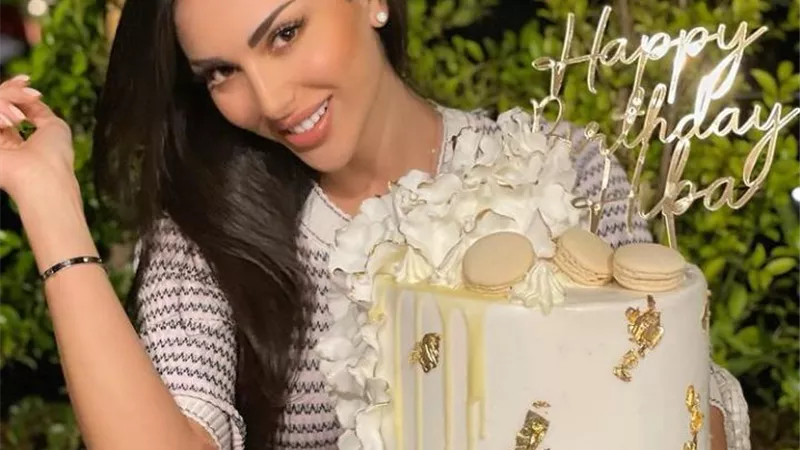 هبه داغر تحتفل بعيد ميلادها بإطلالة جذابة ..شاهد