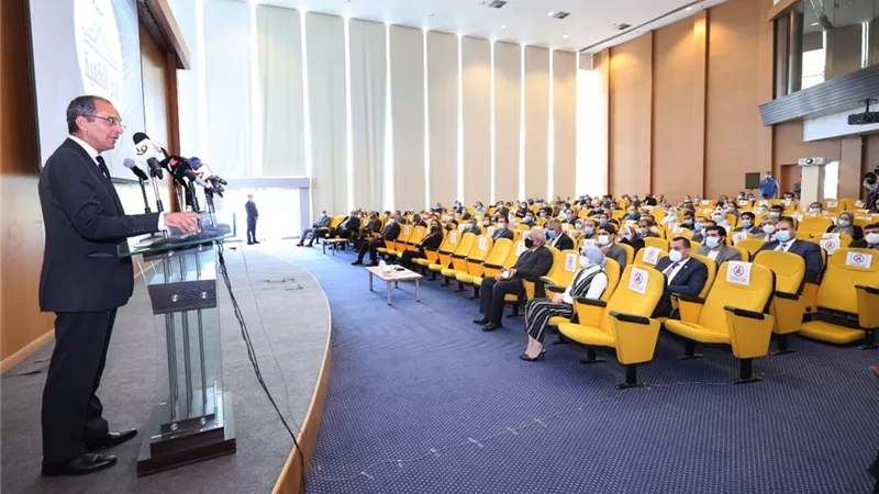 وزير الاتصالات: الانتقال للعاصمة الإدارية الجديدة كحكومة رقمية تشاركية لا ورقية