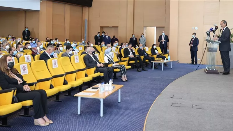 الاتصالات : تأسيس وحدات التحول الرقمي بالهيئات الحكومية لدعم التشغيل الرقمي