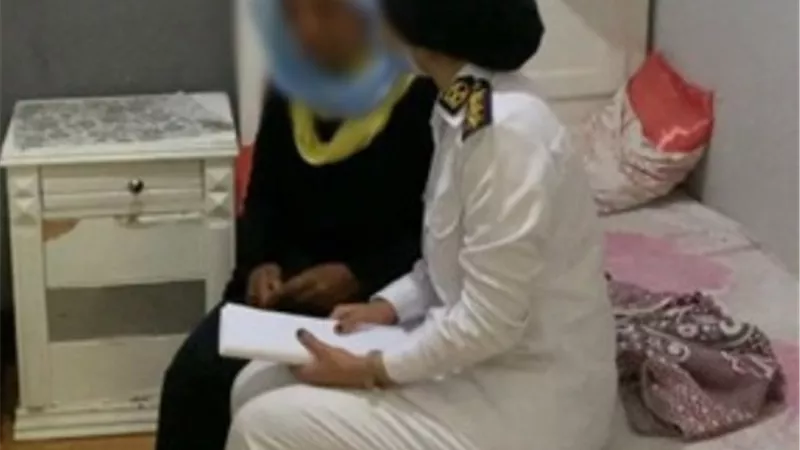 أمن القاهرة يودع سيدة بلا مآوى إحدى دور الرعاية