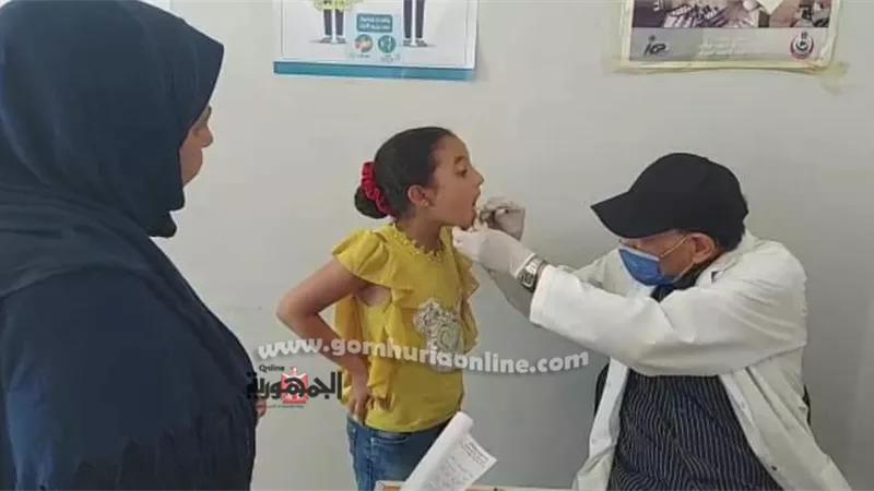 الكشف على ٣٠٥ مواطنا فى قافلة طبية مجانية بمرسى علم جنوب البحر الأحمر