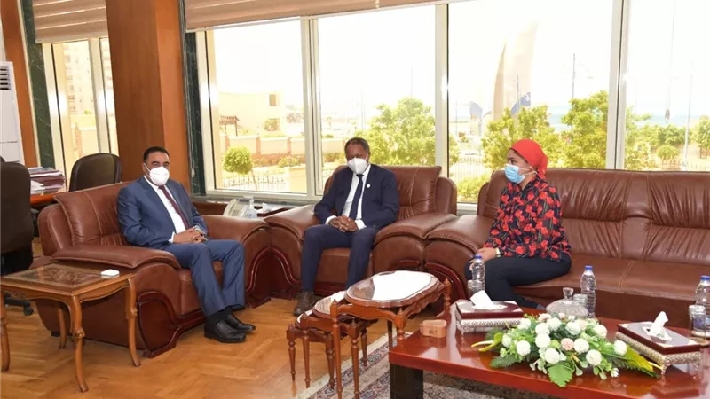 محافظ مطروح يستقبل مدير مكتب برنامج الأغذية العالمي للأمم المتحدة بالقاهرة