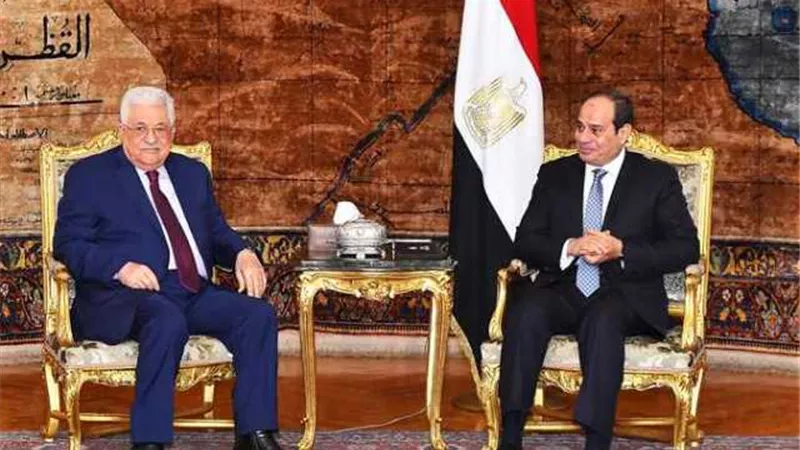 السيسى فى رسالته لابو مازن: القضية الفلسطينية على راس اهتماماتنا
