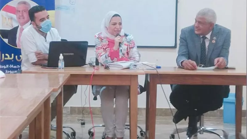 حماة الوطن بأسيوط يطلق دورة اتثقيفية في 