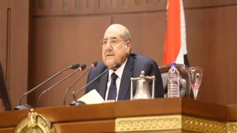 الشيوخ يوافق علي تعديل مسمي قانون صندوق مواجهة الطوارئ الطبية
