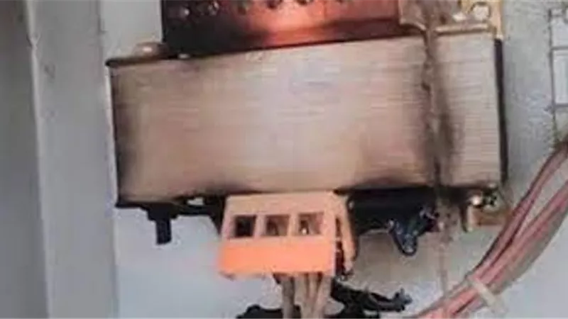 السيطرة على حريق في محول كهرباء بقنا