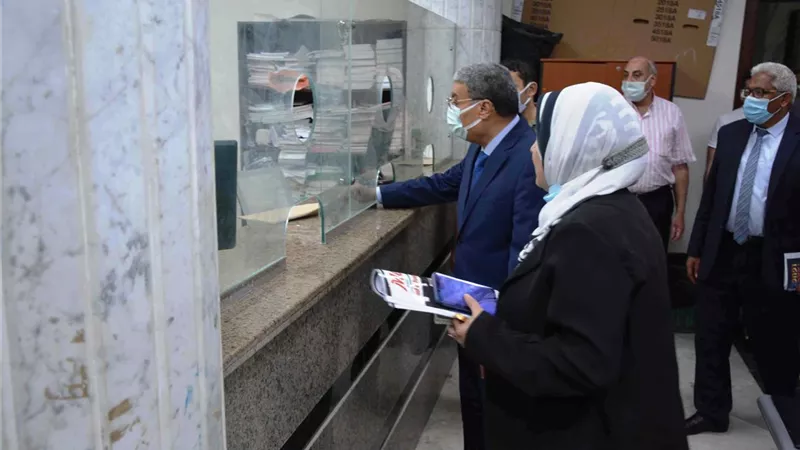 محافظ المنيا : تطوير مراكز خدمة المواطنين وتسهيل الاجراءات