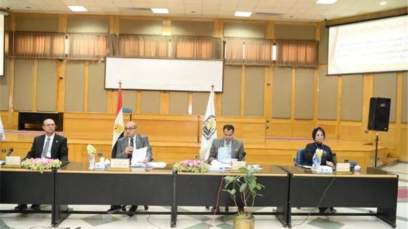 جامعة أسيوط تضع ضوابط لتقييم عدالة الامتحانات