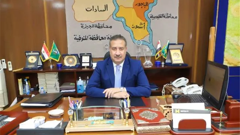 محافـظ المنوفية يشدد على الالتزام بتطبيق المواعيد الصيفية لفتح وغلق المحال التجارية والمطاعم