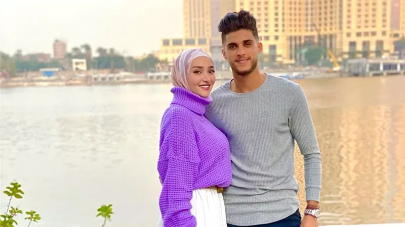 زوجة أحمد الشيخ: 