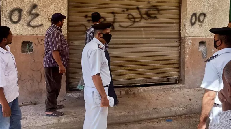 تنفيذ 18 قرار غلق وإيقاف نشاط لمحال مخالفة في برج العرب الجديدة.. صور