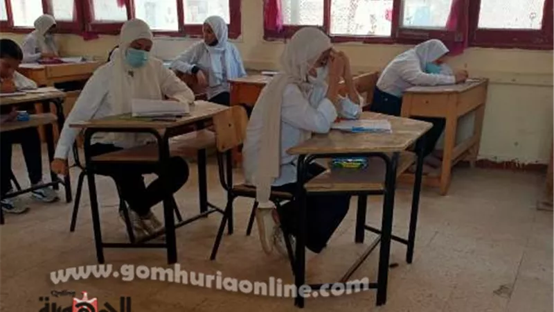 لا شكاوى من امتحان اللغة العربية في إعدادية الإسماعيلية بإستثناء النحو ..صور