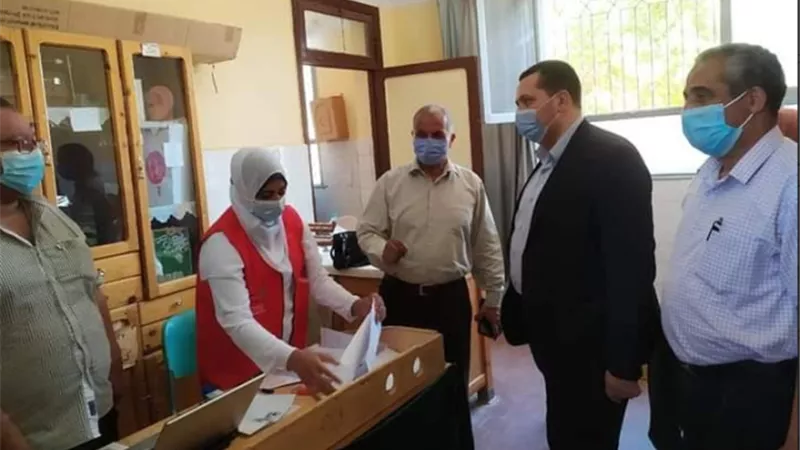 تطعيم ١٢٤٦ مواطنا باللقاح وسط تزايد الاعداد بالوادى الجديد