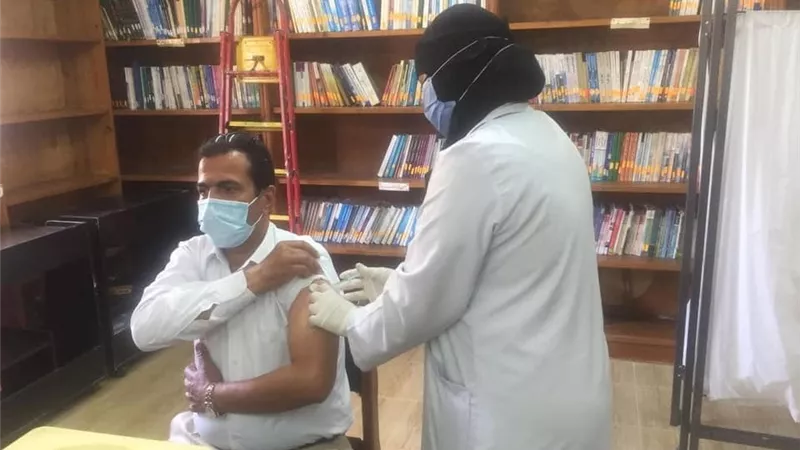 تطعيم 7200 حالة بلقاح كورونا بمطروح فى اطار خطة الدولة الوقائية