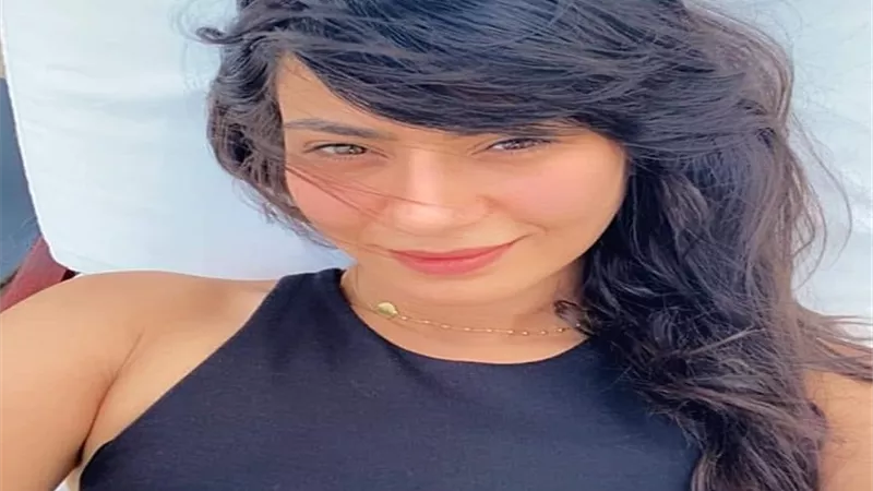 شاهد .. لمياء كرم تشارك جمهورها إطلالة مبهجة فى أحدث ظهور