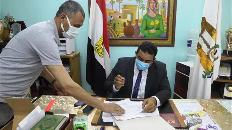 مدير تعليم الوادى الجديد يهنئ أول الجمهورية فى مسابقة التعبير للتربية الخاصة