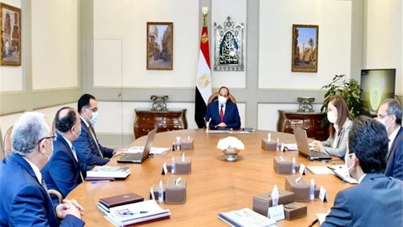 السيسي يوجه بتعزير التحول للاقتصاد الأخضر عبر الاعتماد على الطاقة النظيفة